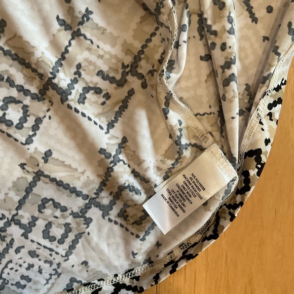 Kim Rogers Short SleevePrinted Dress, Size Medium - Picture 8 of 8